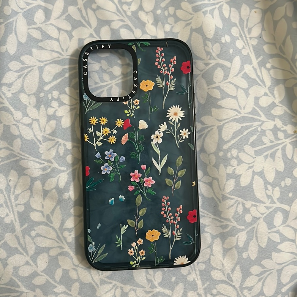iphone 12 casetify